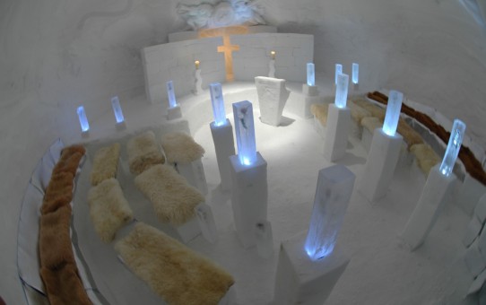 Eine unvergessliche Nacht im Iglu